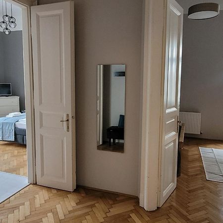Mikszath Apartments بودابست المظهر الخارجي الصورة